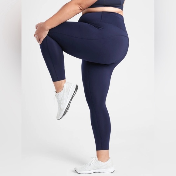 Athleta Accelerate 7/8 Tight Leggings Navy Sizes 3X Workout Running Athletic - Picture 1 of 9